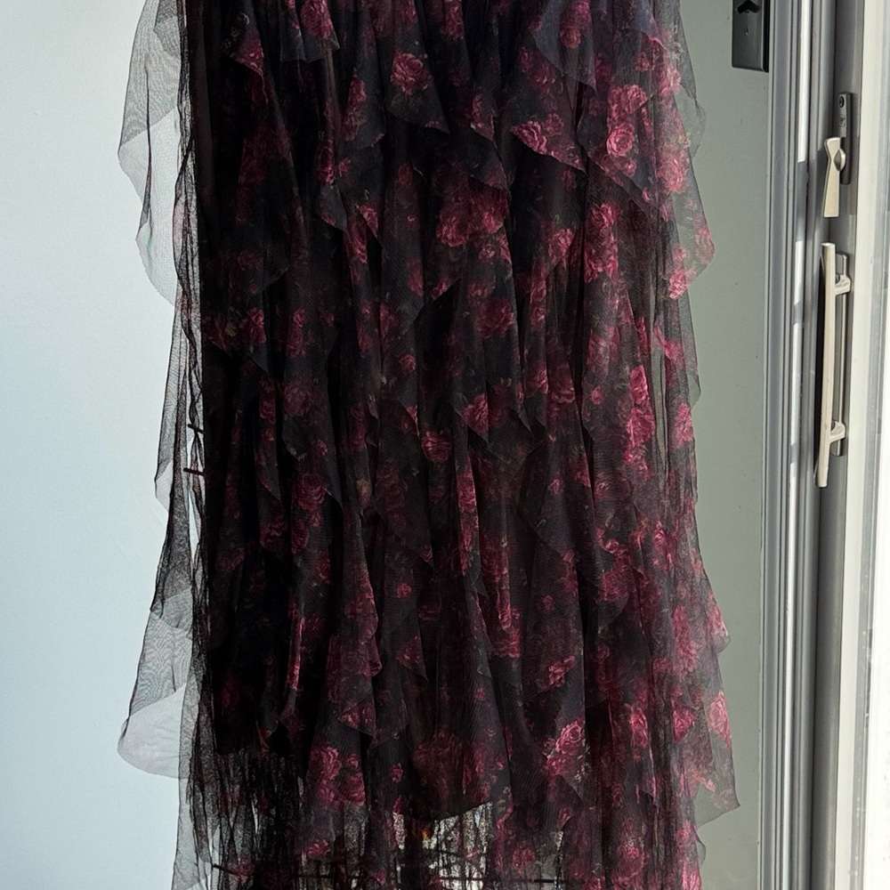 Chic Asymmetrical Black and Pink Skirt